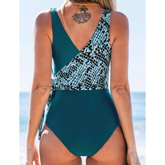CUPSHE Women's One Piece Swimsuit Wrap Color Block Tie Side Bathing Suit Size XL - Picture 3 of 10